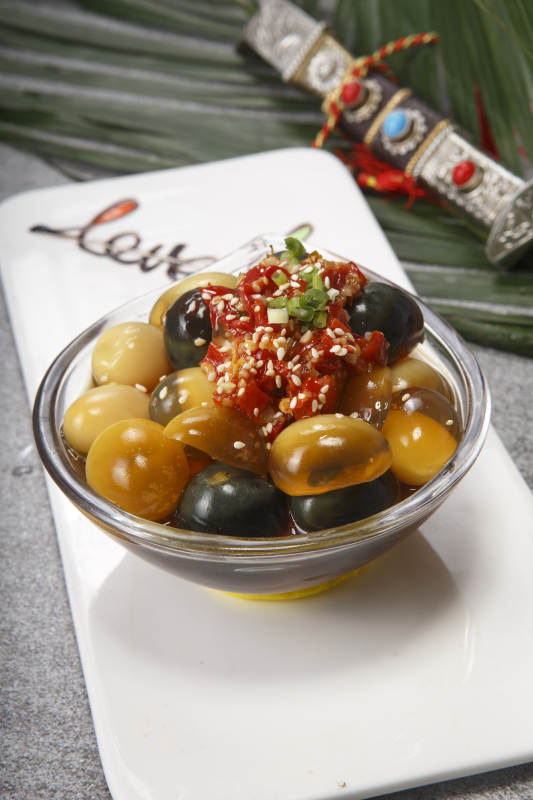 美味烧椒小皮蛋图片