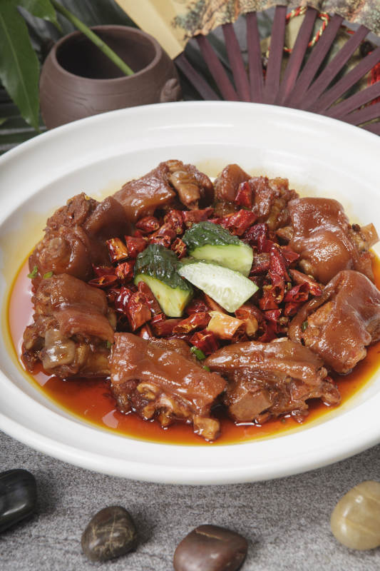 红烧辣子猪脚图片