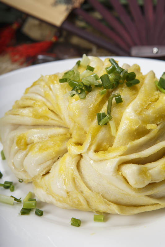 烘烤麻油大花卷图片