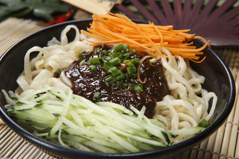 老北京肉丁炸酱面图片