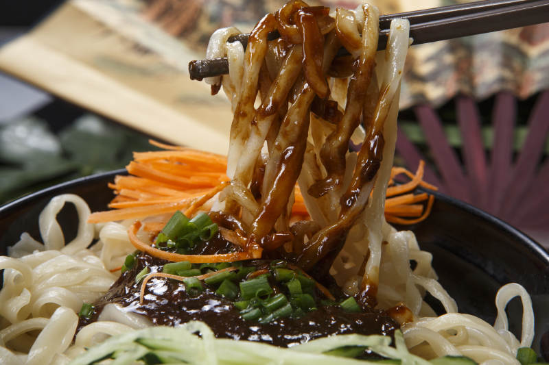 老北京肉丁炸酱面图片