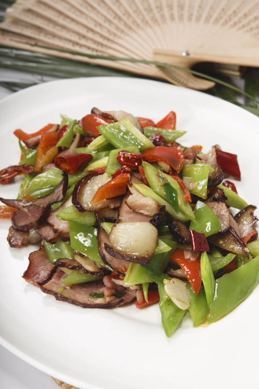 尖椒炒腊肉图片
