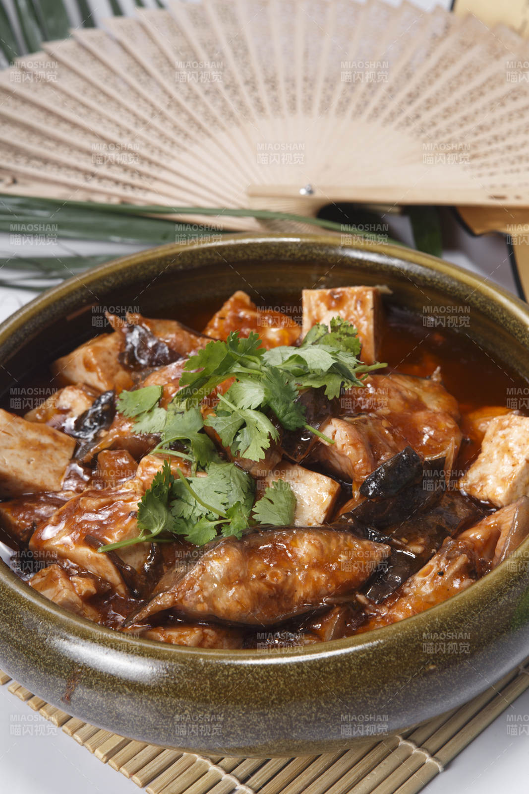 豆腐烧鲶鱼图片