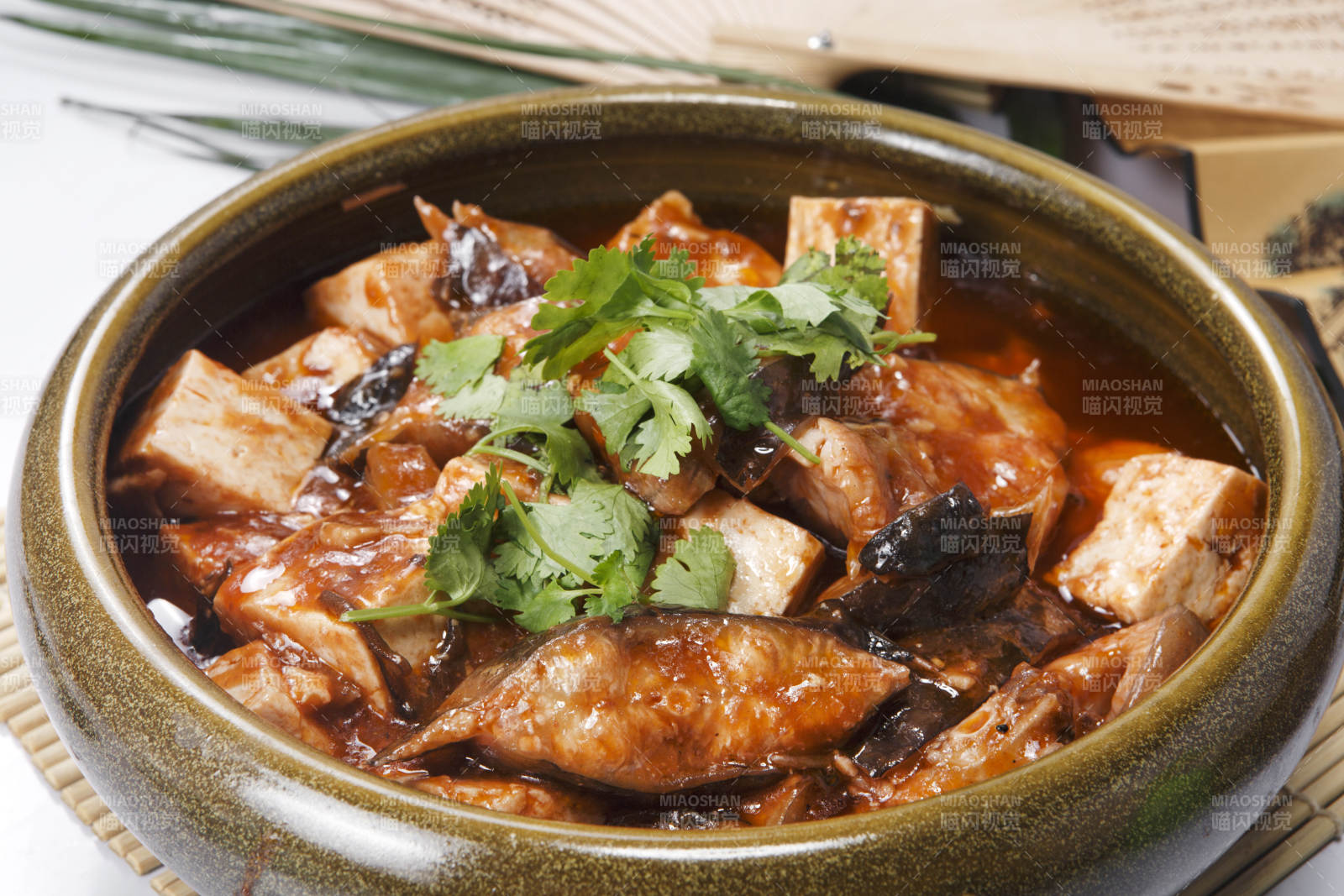 豆腐烧鲶鱼图片