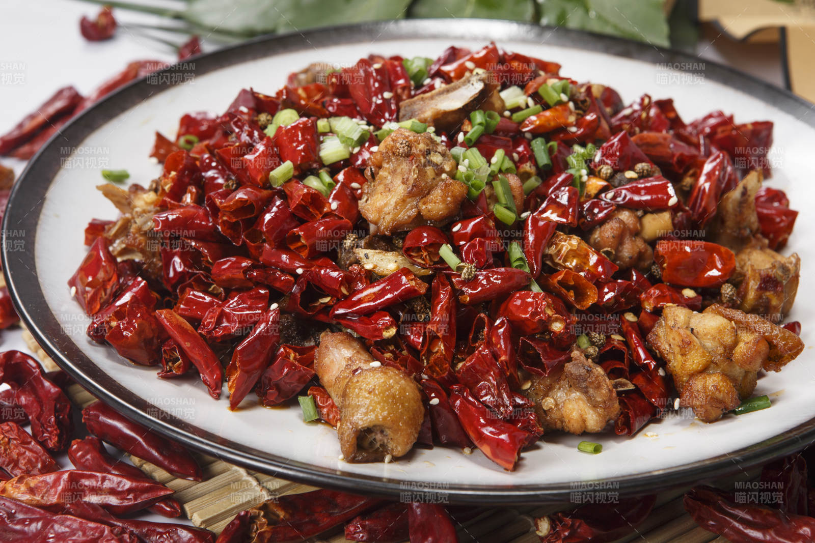 川味辣子鸡块图片
