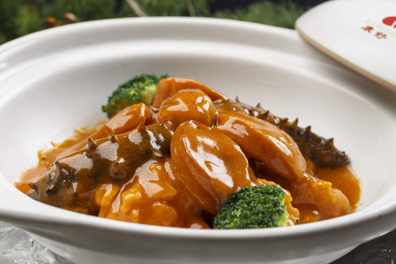 砂锅鲍鱼煨海参图片