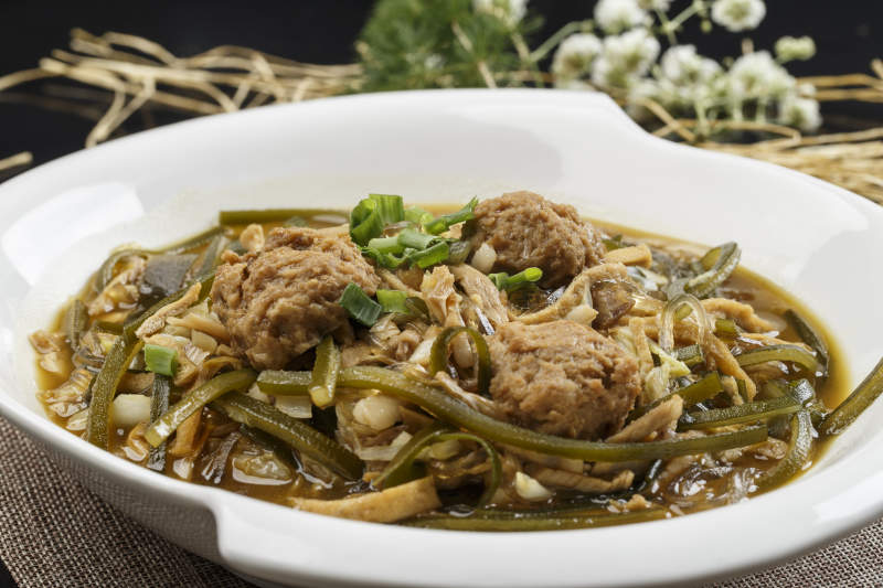 浓汤海带粉条豆干汆丸子图片