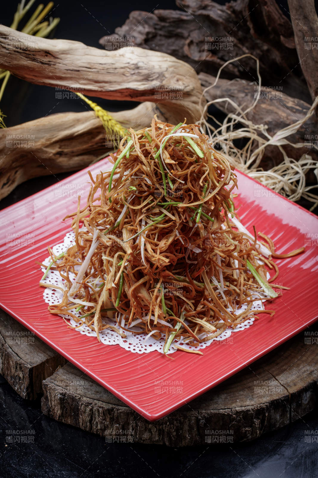 羌爆杏鲍菇丝图片