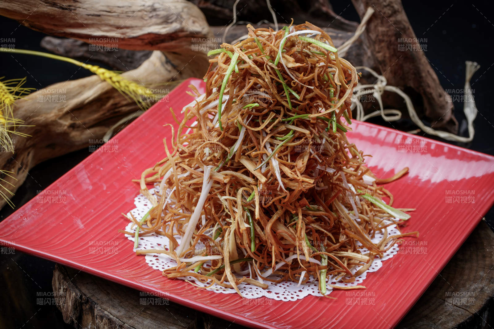 羌爆杏鲍菇丝图片