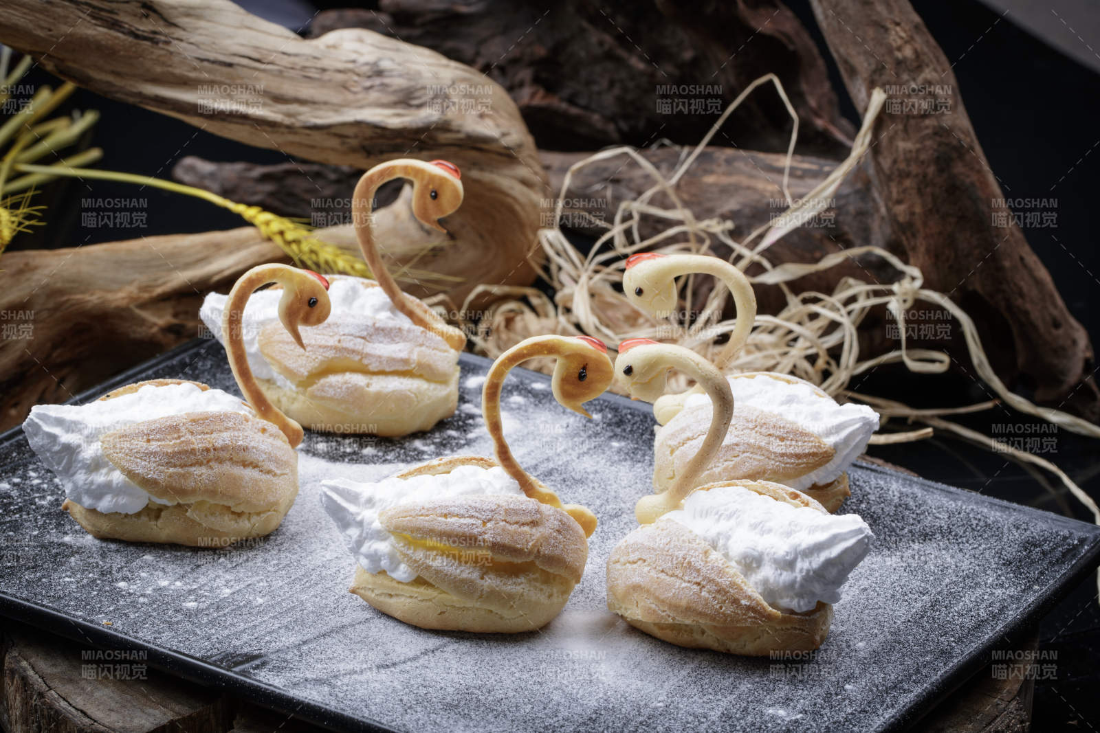 茶餐点心天鹅榴莲酥图片