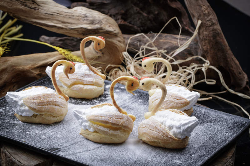 茶餐点心天鹅榴莲酥图片