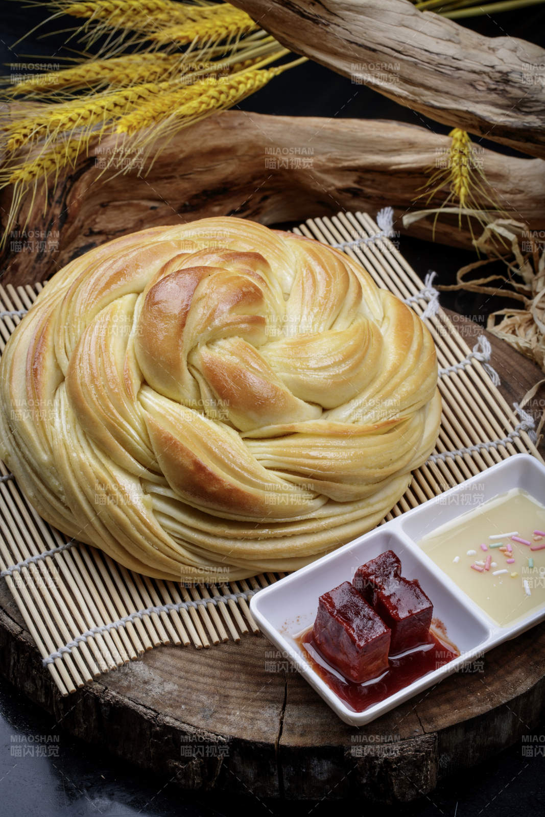 花开富贵大花卷配炼乳酱豆腐图片