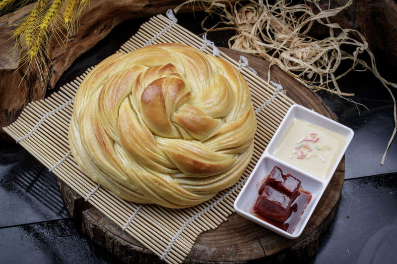 花开富贵大花卷配炼乳酱豆腐图片