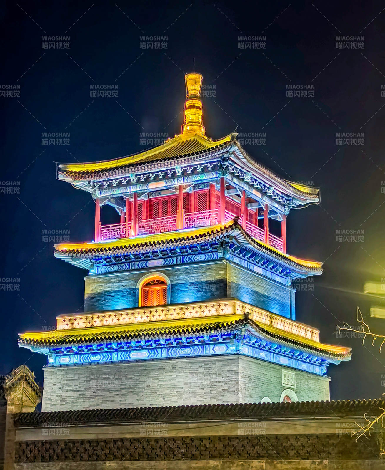 夜色中的文昌阁图片