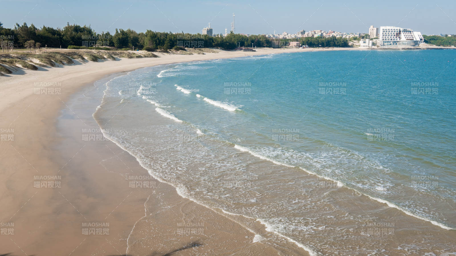 泉州碧海金沙 静谧海岸图片