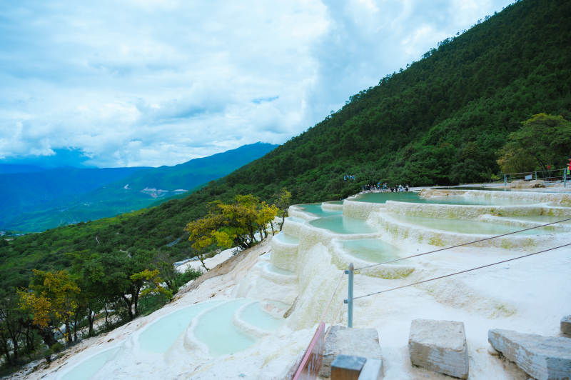 梯田碧水映青山白水台图片