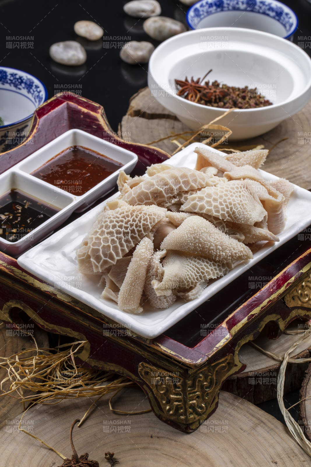 刚出锅的科尔沁手把羊肚图片