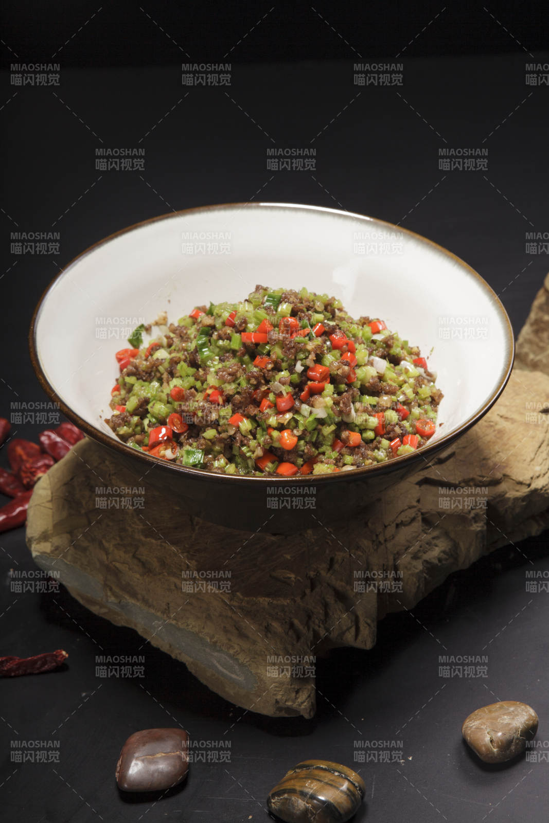 西芹米椒牛肉碎图片