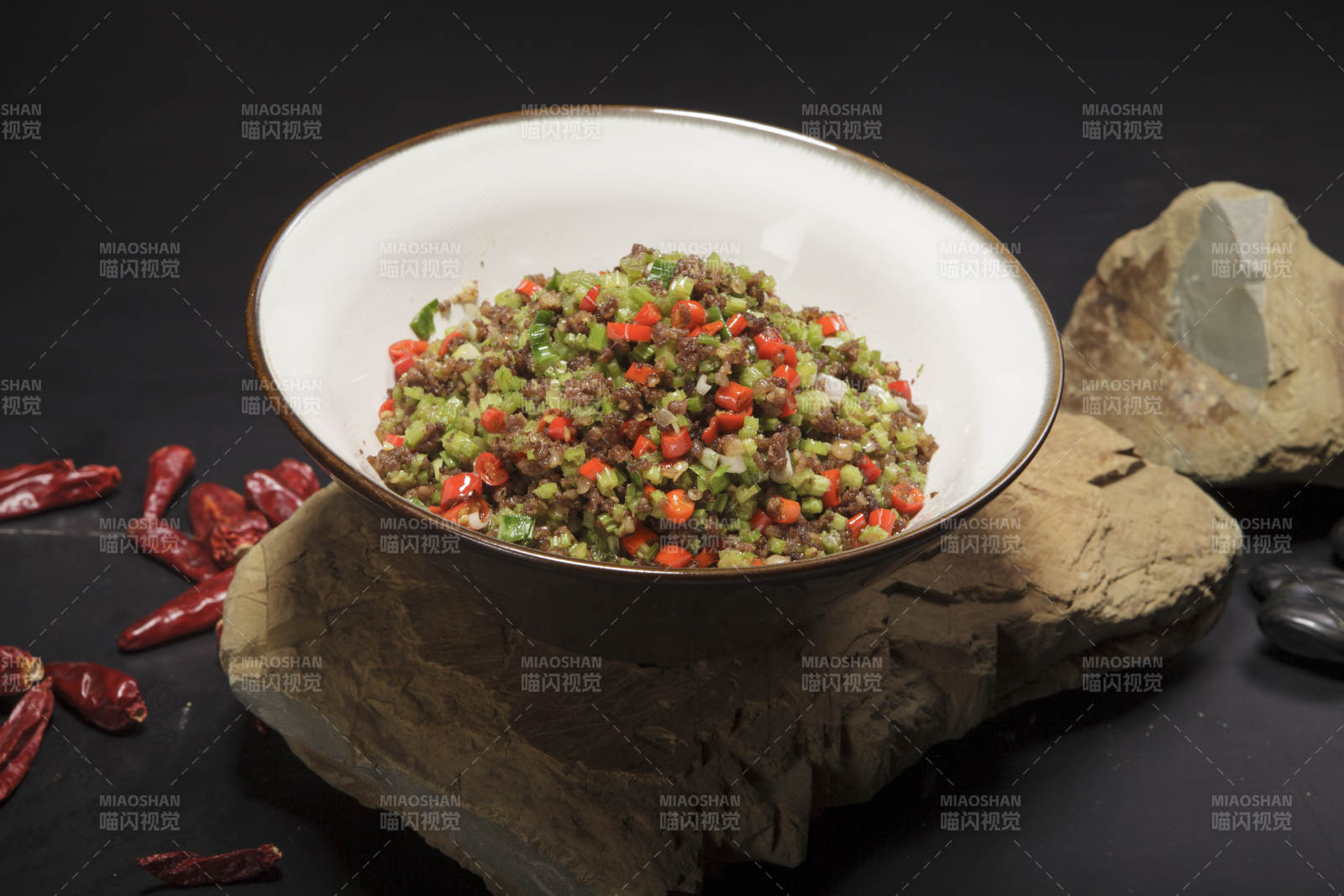 西芹米椒牛肉碎图片