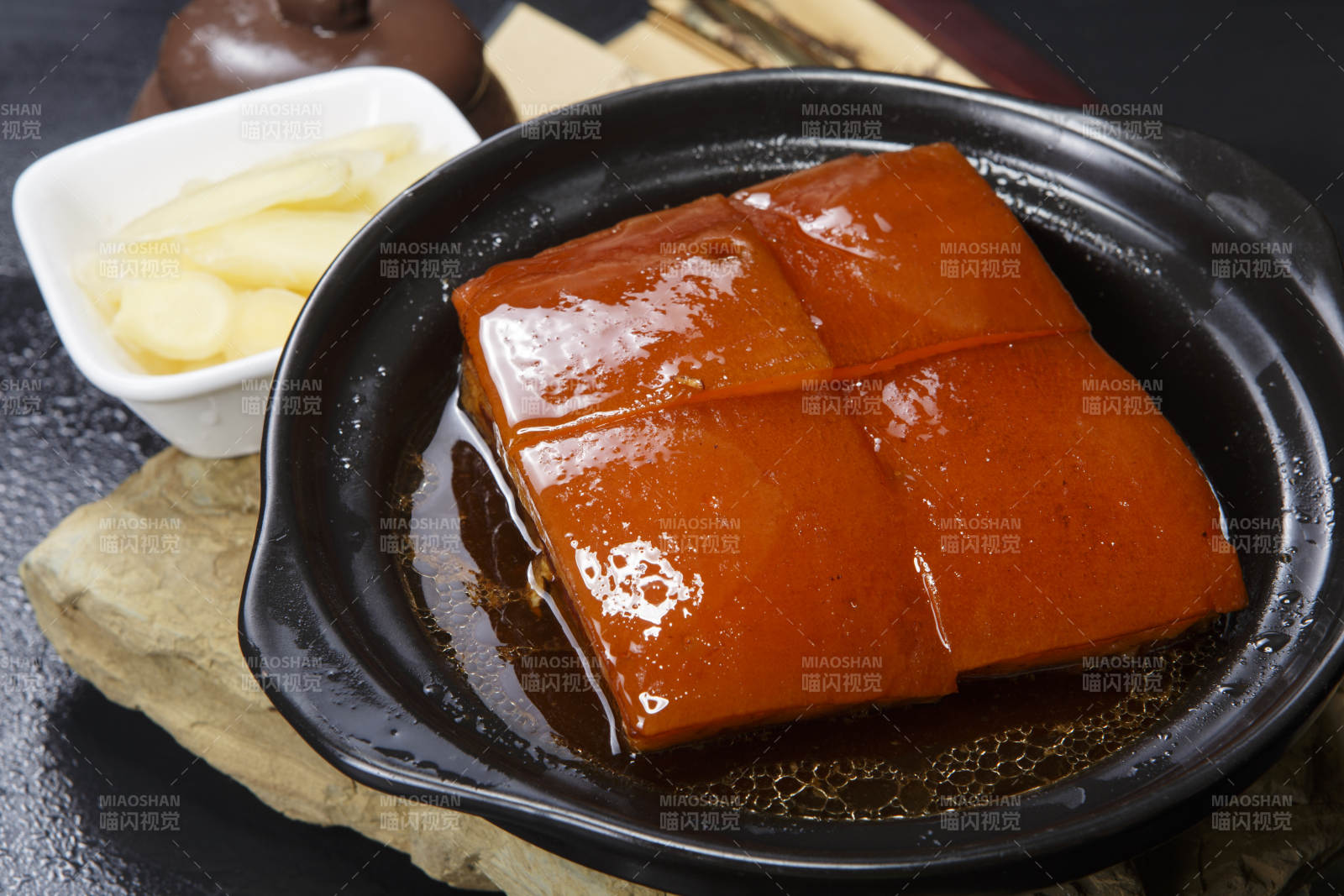 一品四方毛氏红烧肉图片