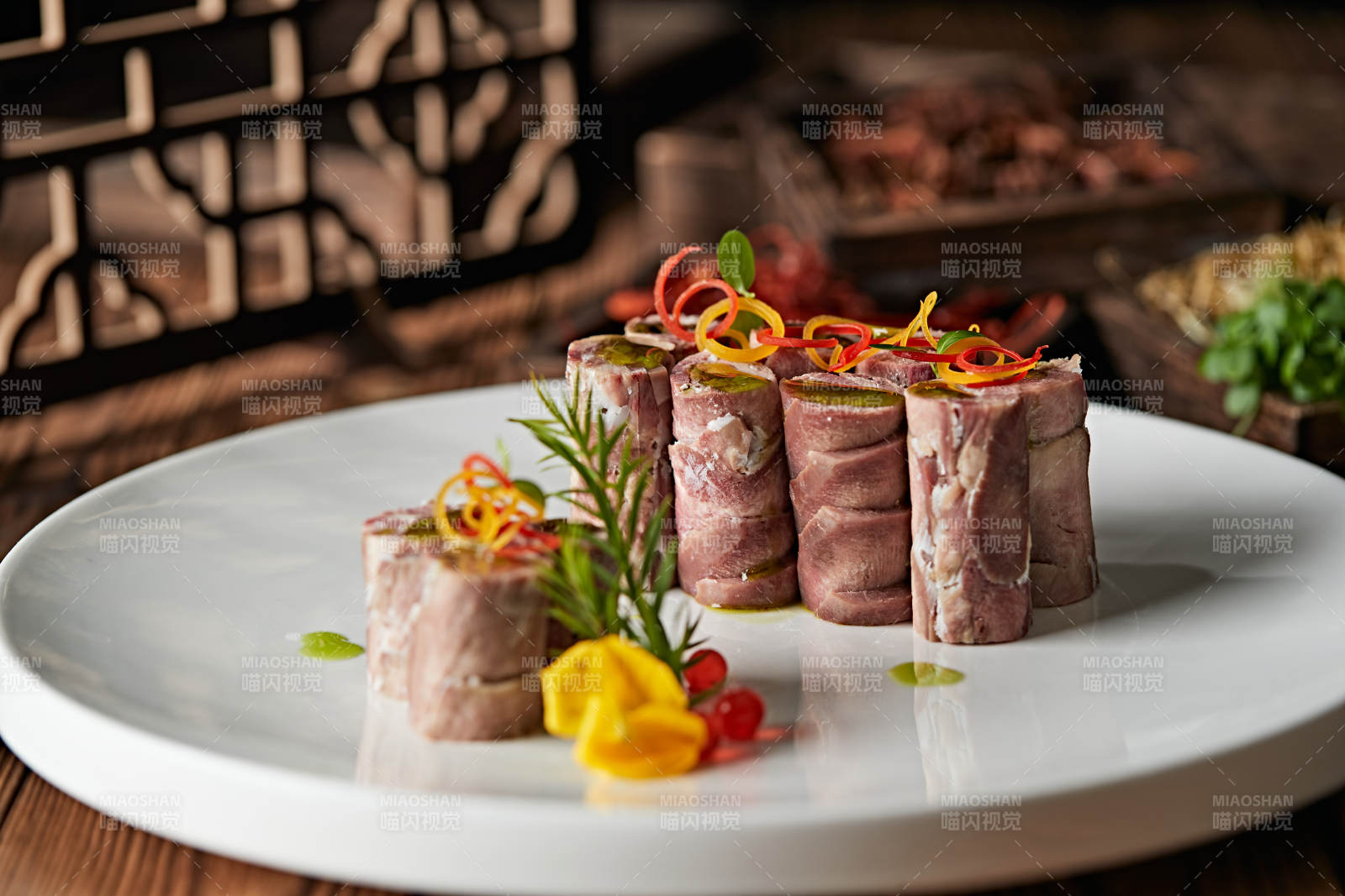 椒麻口条牛舌卷图片