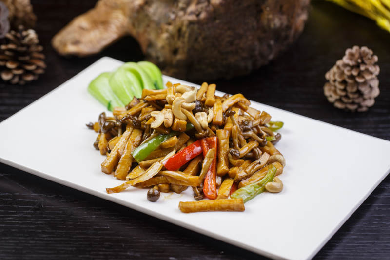 XO酱爆腰果杂菌图片