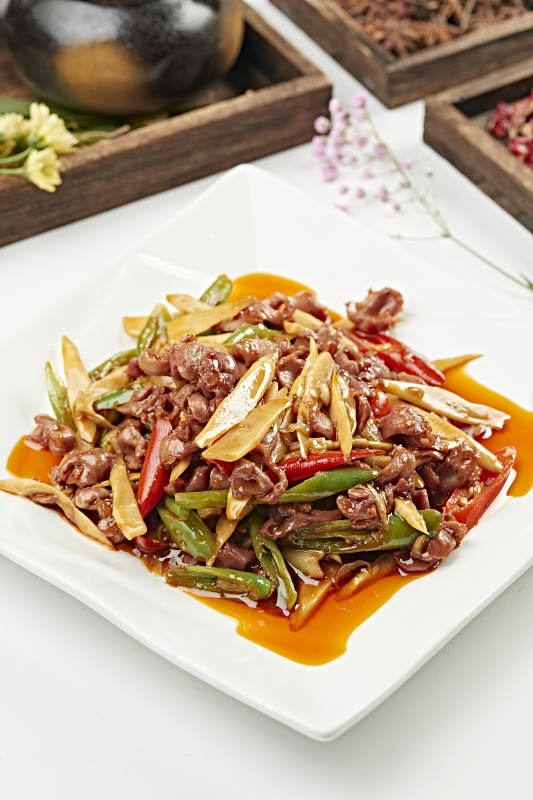 红油嫩笋彩椒炒鸡胗（嫩笋辣炒胗华）图片