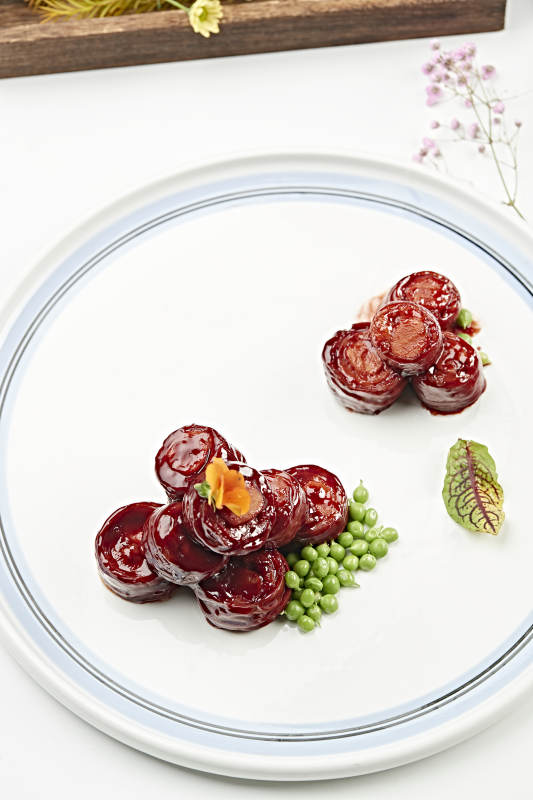 糖醋浇汁九转葱肠图片