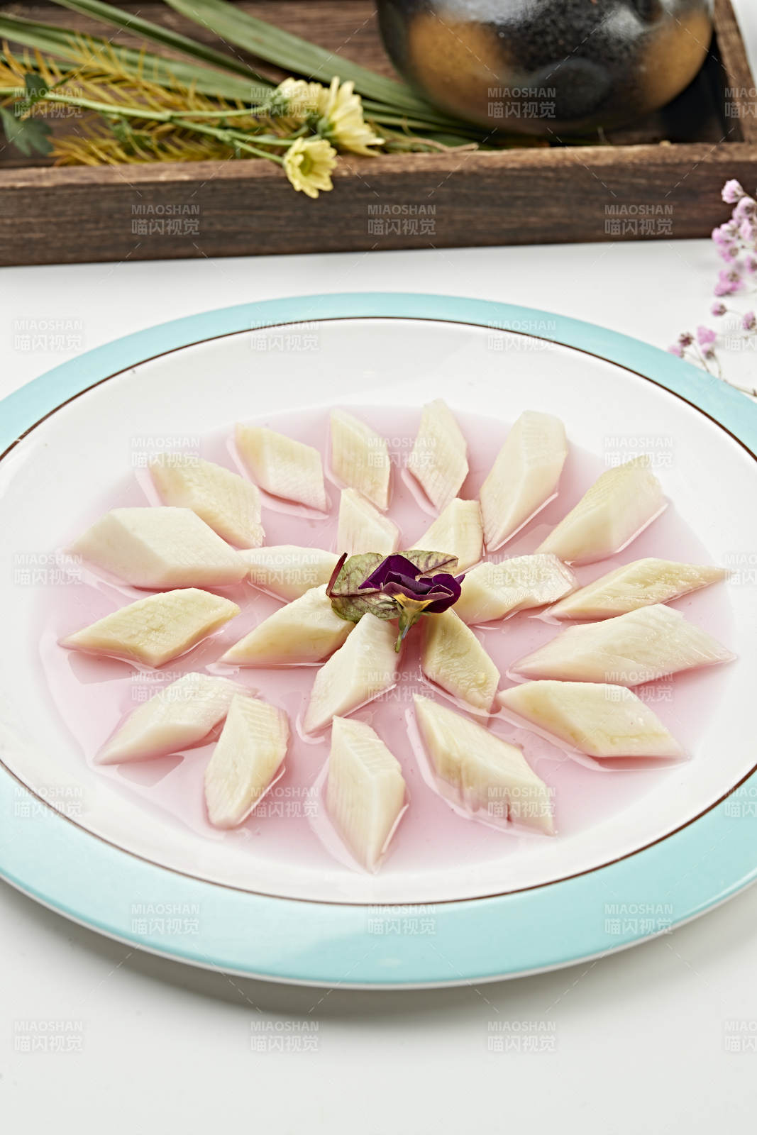 红酒蜜汁渍蔓菁（大头菜 芥菜头）图片