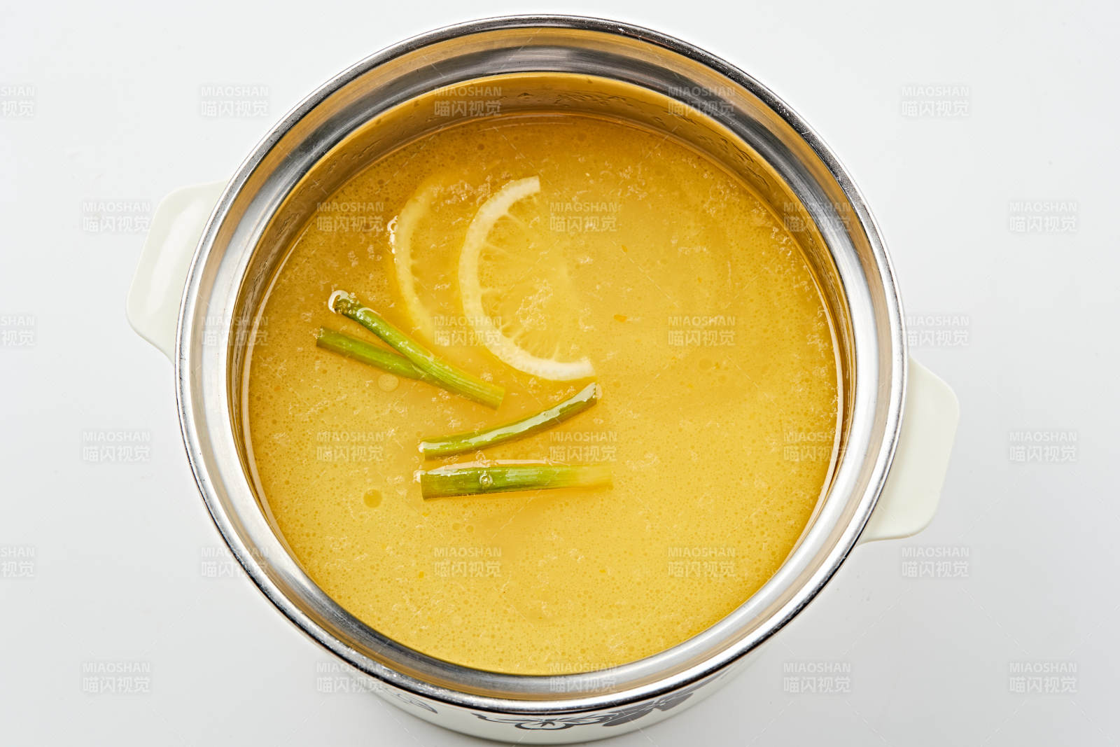 酸菜鱼滋补火锅汤底图片