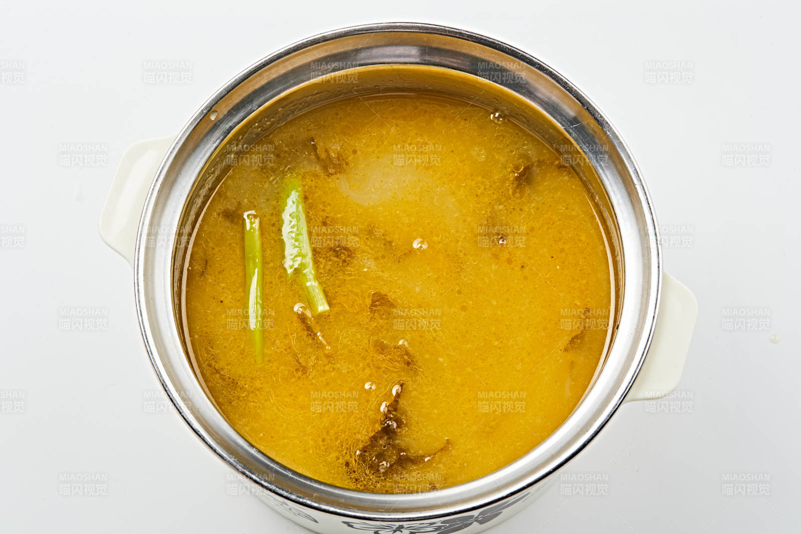 酸菜鱼滋补火锅汤底图片