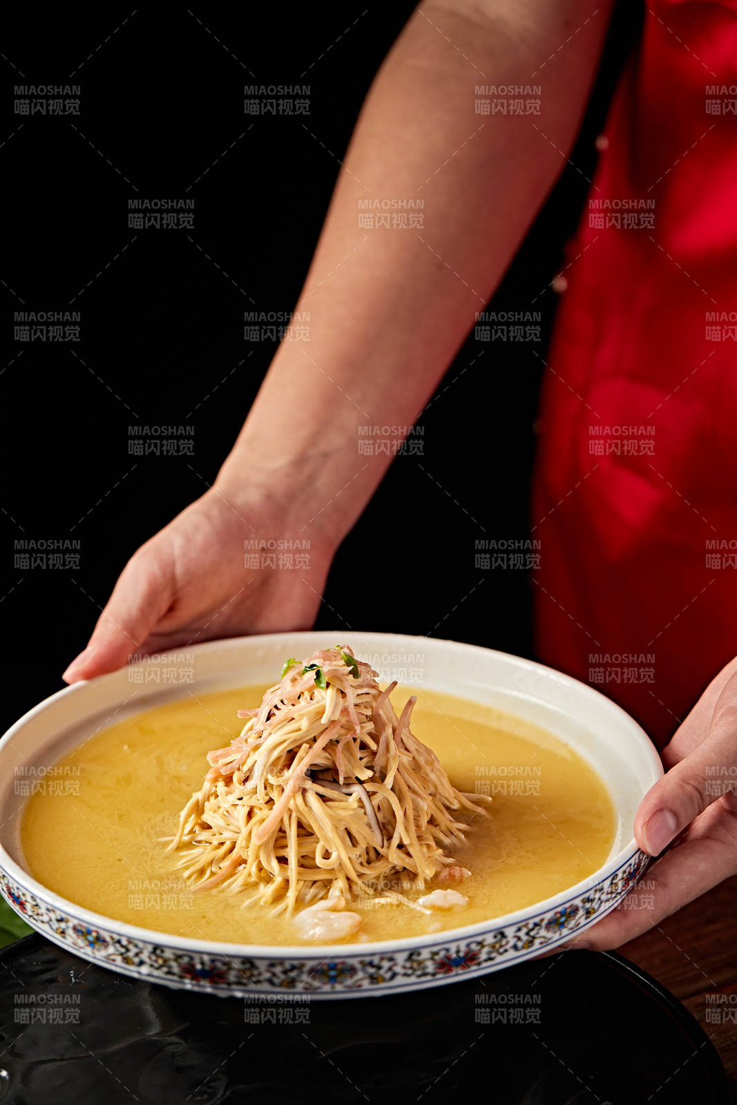 传统淮扬菜大烫干丝图片