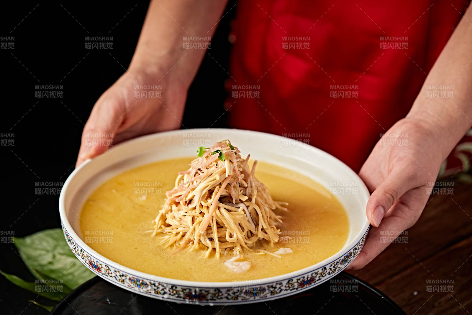 传统淮扬菜大烫干丝图片