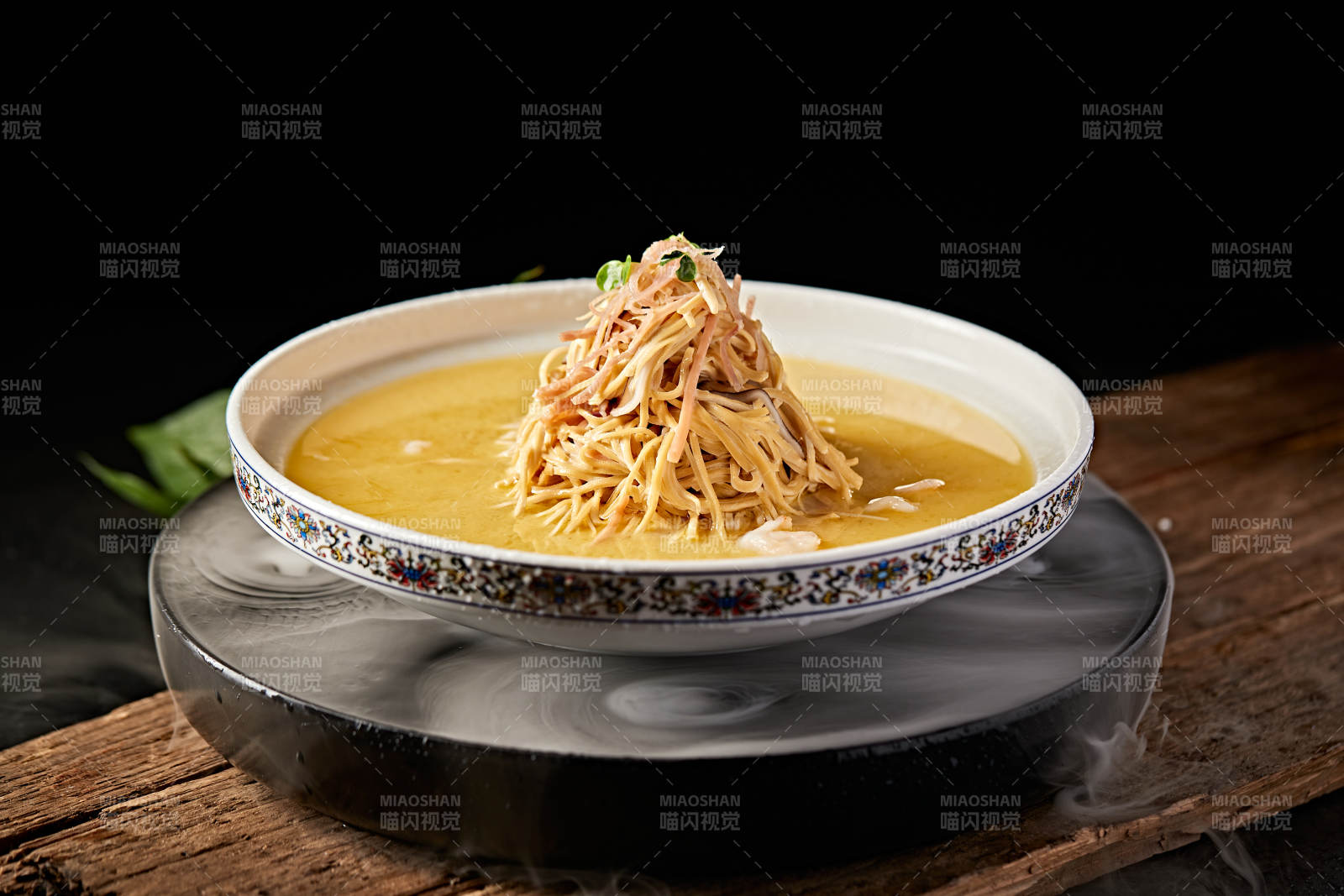 传统淮扬菜大烫干丝图片