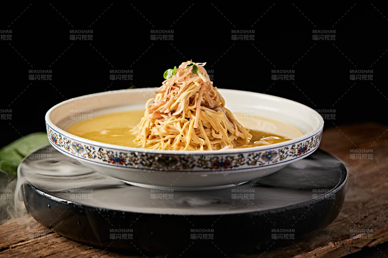 传统淮扬菜大烫干丝图片