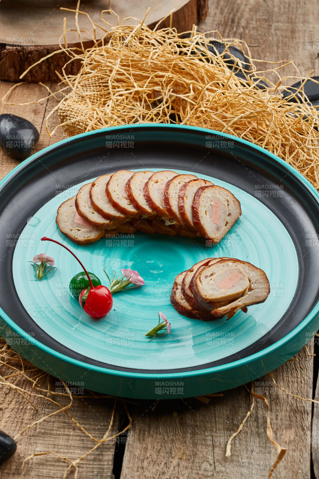 全鱼宴鱼肉蛋卷图片