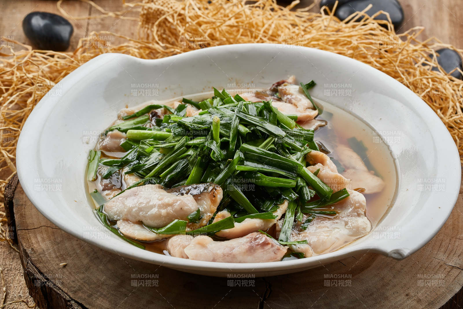 全鱼宴韭香溜鱼片图片