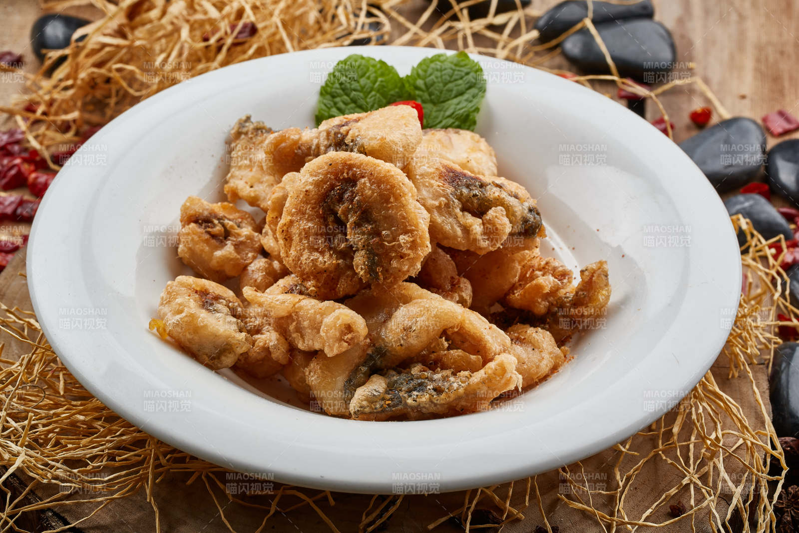 全鱼宴炸鱼片图片