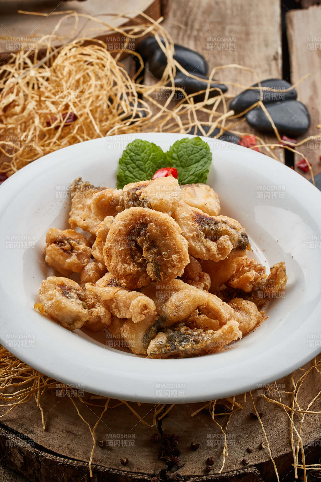 全鱼宴炸鱼片图片