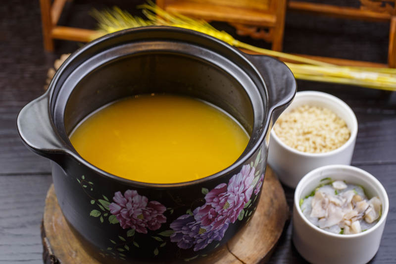 养生薏米海鲜粥图片