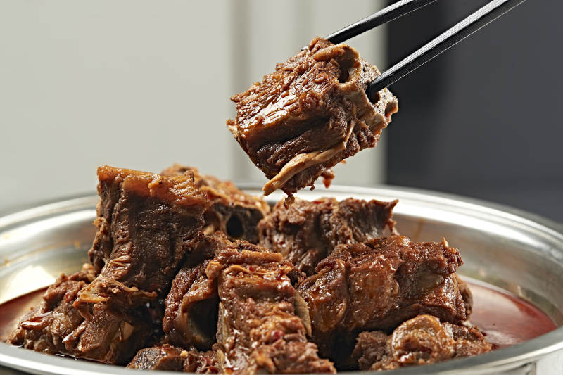 红焖羊脊骨羊蝎子图片