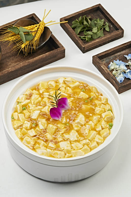 火腿青豆蟹黄酿内脂豆腐图片