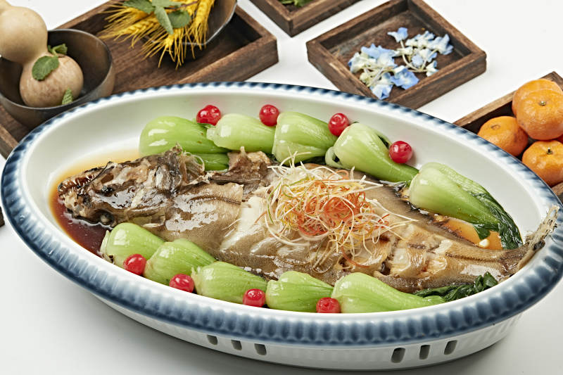 清蒸浇汁鲽鱼图片