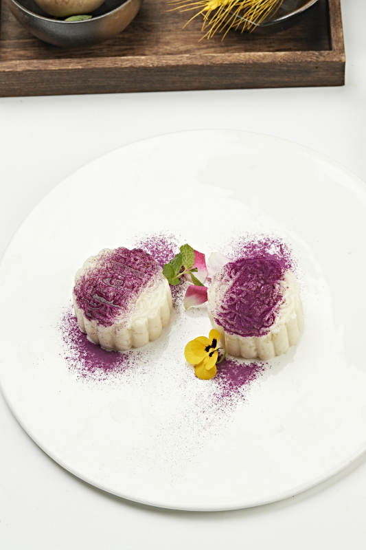 香芋撒粉山药泥月饼图片