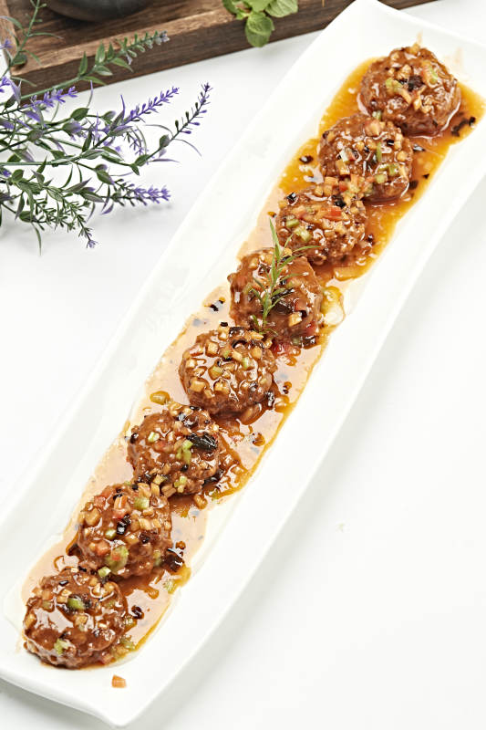 浇汁南煎丸子图片