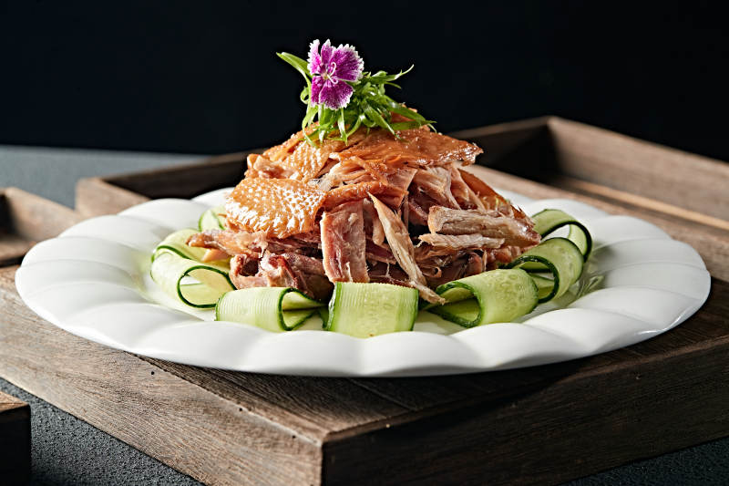 卤味传统手撕熏鸡图片