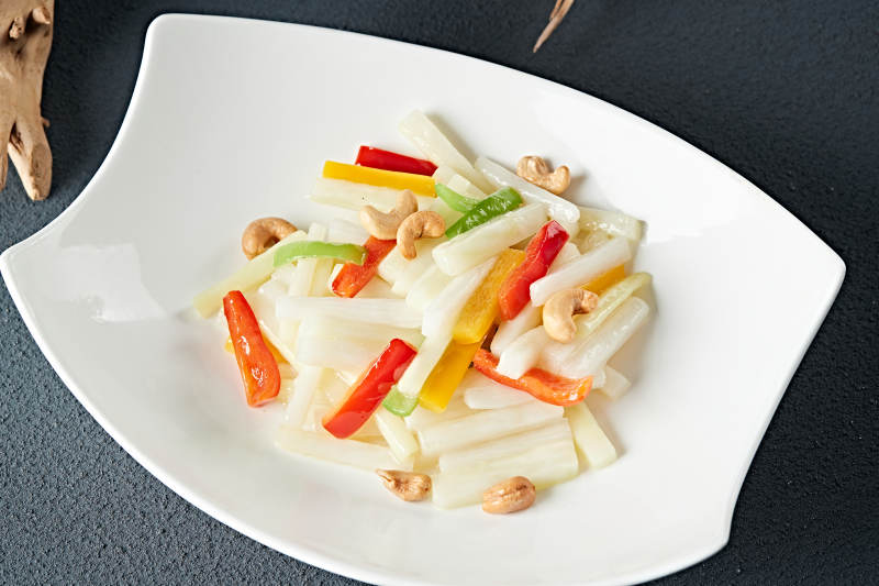 小炒果仁腰果彩椒芥兰笋图片