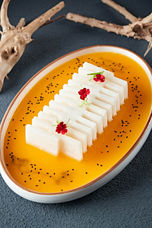 百香果汁配鲜切凉薯图片