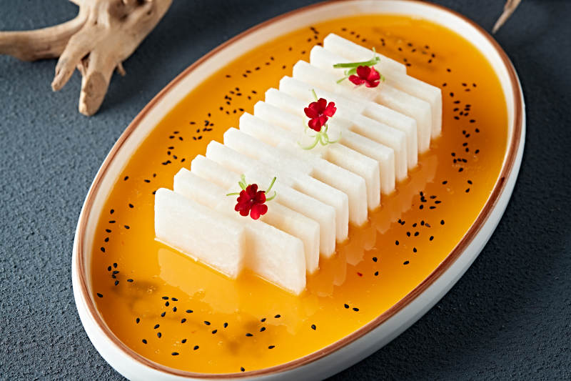 百香果汁配鲜切凉薯图片