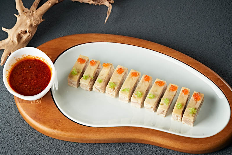 冷切蘸汁三黄鸡压鸡皮冻图片